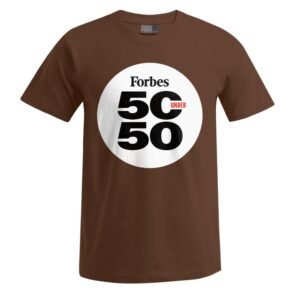 „50 under 50“-Unisex-T-Shirt in Braun mit einem weißen Kreis und dem Aufdruck „Forbes 50 Under 50“ in fetten schwarzen und roten Buchstaben auf der Vorderseite.