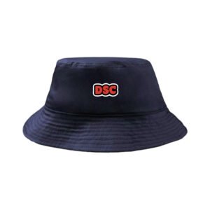 Eine schwarze DSC Classic-Kappe mit einem rot-weißen DSC-Logo vorne in der Mitte.